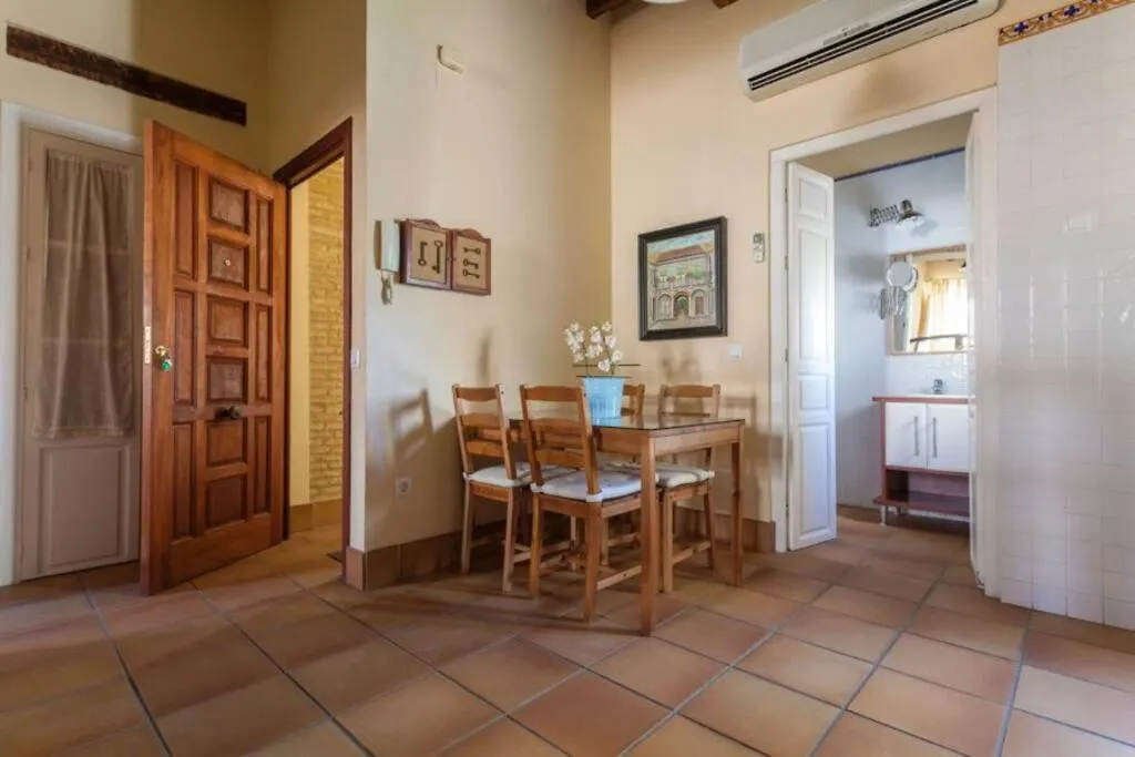 Precioso Apart - Localizacion Perfecta **Wifi - A/C** Seville Spain
